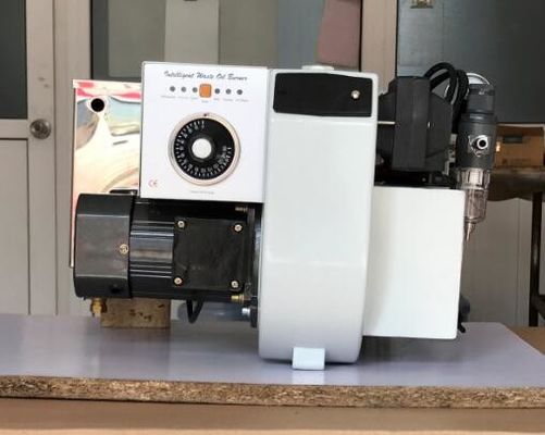 Dayanıklı 25 Kg Atık Motor Yağı Yakıcısı 135 mm Tüp Uzunluğu Uzun Hayat Süresi