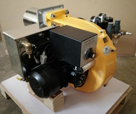Güvenilir Atık Motor Yağı Yanma Fırını Dört nozzle ile Pc pano kontrolü