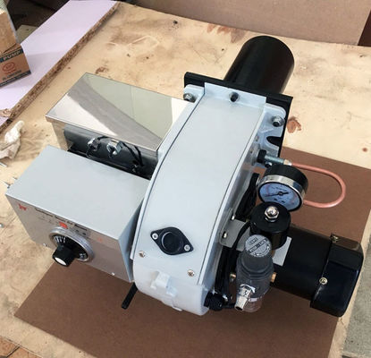 Yüksek Duyarlılıklı Yağla Ateşli Yakıcı 120000 Btu / H Düzenlenebilir Isıtma Sıcaklığı