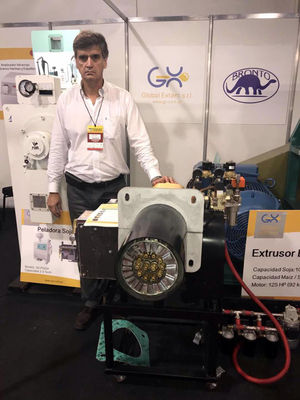 Enerji tasarrufu Kirli yağ yakıcısı 1300 kilowatt Güç Buharlaştırıcı kurutma makinesine uygulanır